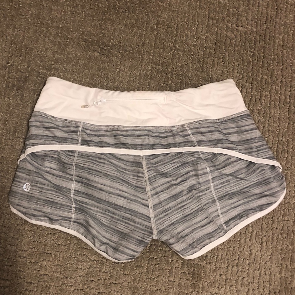Lululemon Rare Heather Gray White Speed Shorts 4